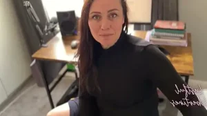 Creampie Stepmom while she takes a work call