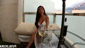 PutaLocura – La milf colombiana Linda González es follada por un jovencito que se corre en su culo